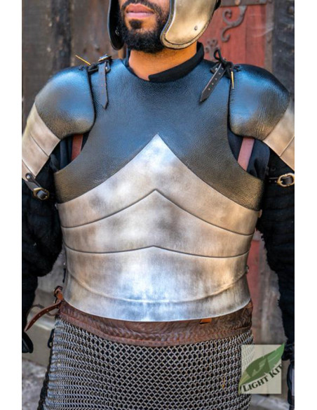Cuirasse médiévale des gardes du...