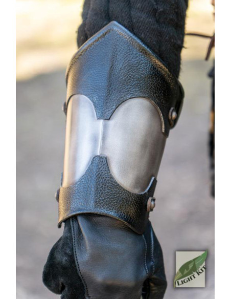 Brassards médiévaux des gardes du...