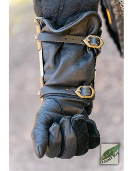 Brassards médiévaux des gardes du...