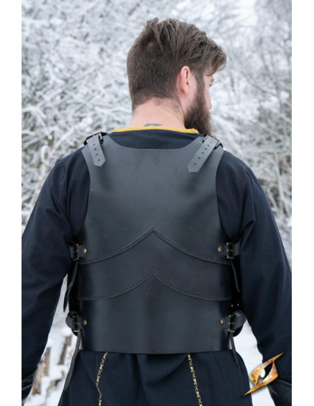 Ensemble de cuirasses médiévales...