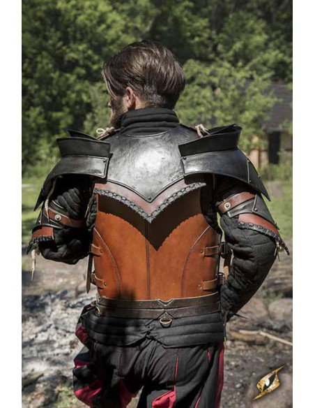 Ensemble d'épaulettes et de gorgerin...