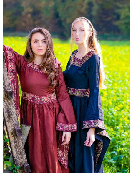 Robe de noblesse médiévale, rouge...