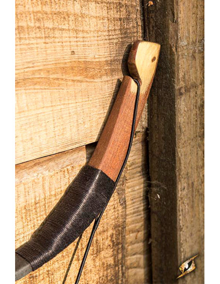 Arc médiéval noir à monter à cheval....