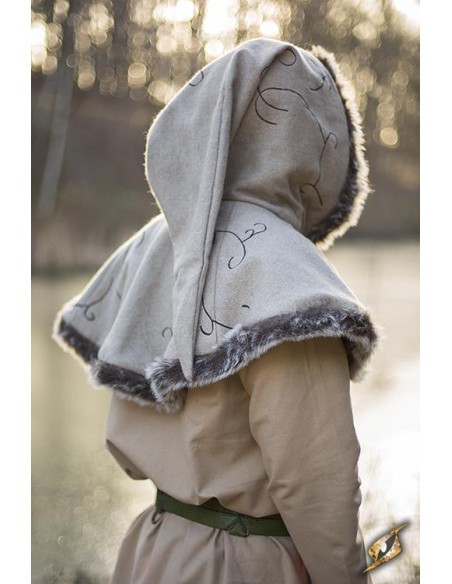 lacets de capot médiéval