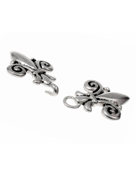 Fermeture d'une robe ou d'une cape...