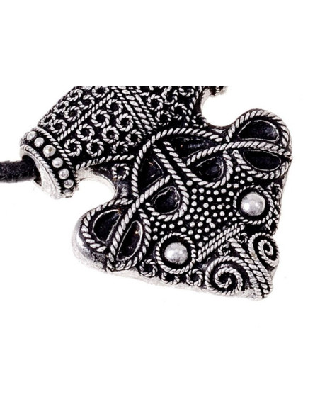 Pendentif et amulette de marteau de...