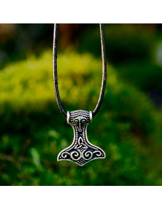 Pendentif marteau de Thor de Rus