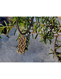 Pendentif celtique rectangulaire avec noeud celtique 2