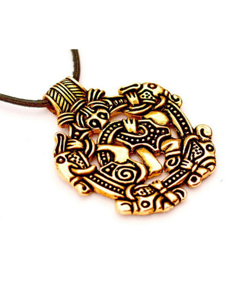 Pendentif et amulette de bouclier...