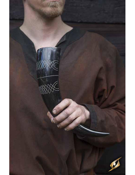 Corne de chef de clan viking,...