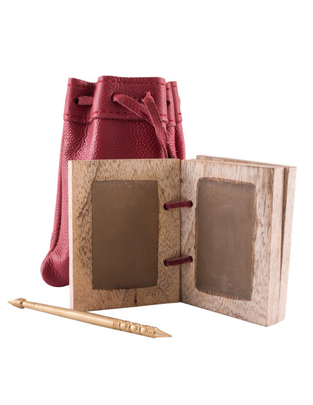 Livre de cire avec crayon en laiton...