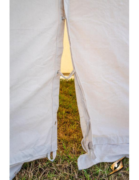 Tente médiévale pour guerriers...