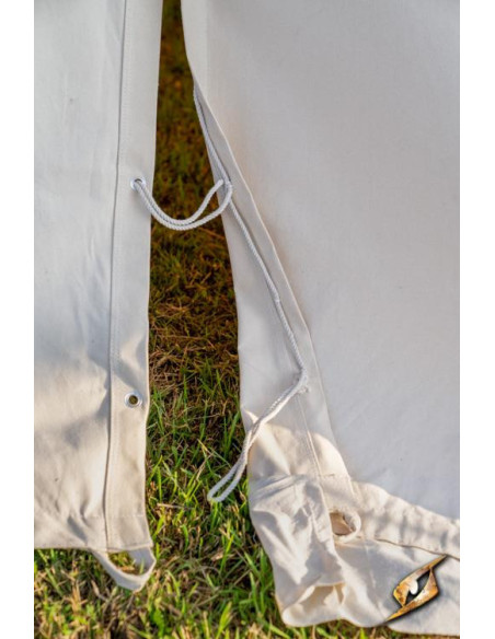 Tente médiévale pour guerriers...