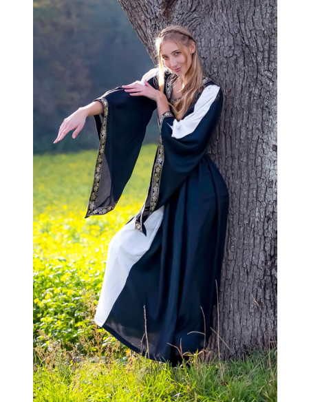 Robe de noblesse, noir-blanc