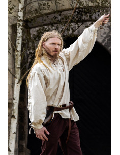 Chemise médiévale à col haut avec lacets sur les manches