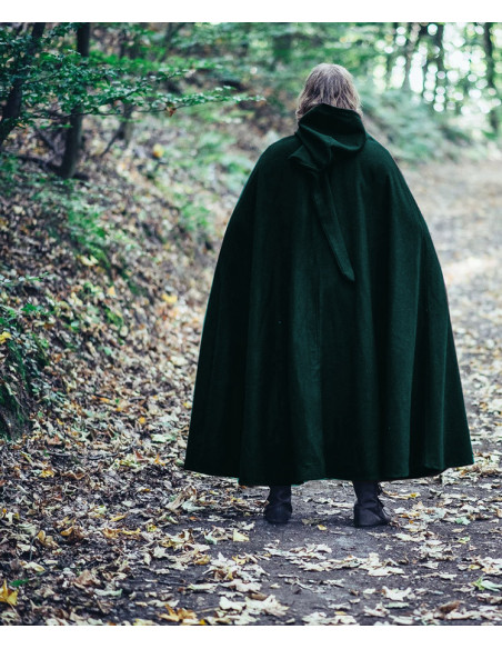 Longue cape médiévale avec fermeture...