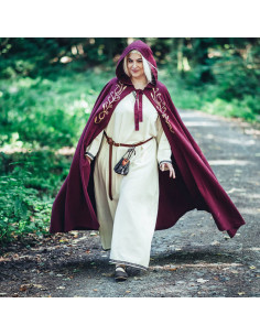 Cape médiévale avec broderie modèle Lyra, couleur rouge