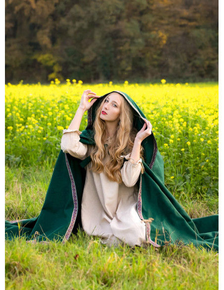 Cape médiévale en laine avec capuche