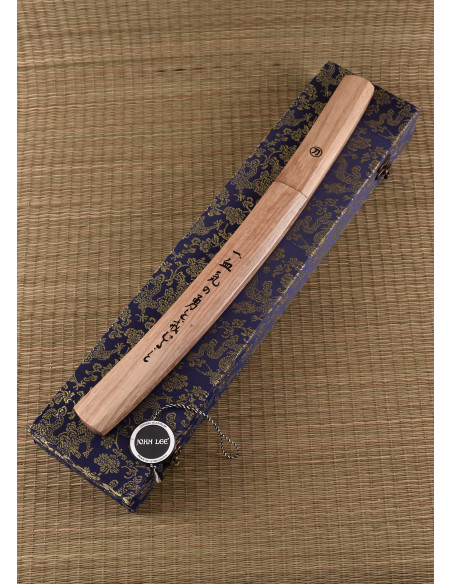 Les deux modèles de John Lee...