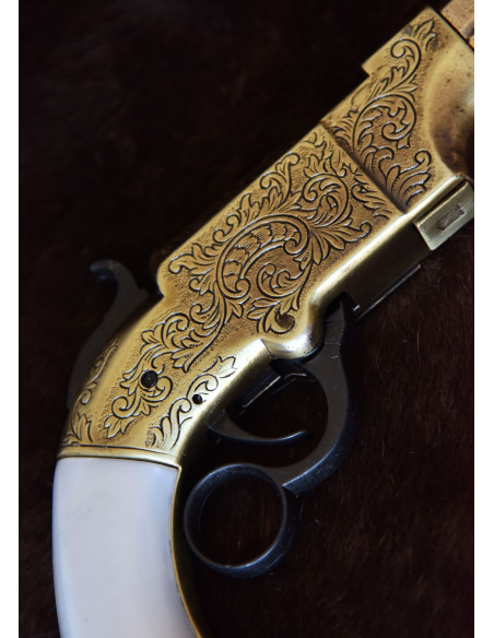 Pistolet Smith and Wesson Volcanic...