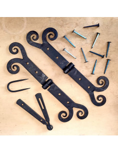 Lot de 2 charnières médiévales forgées bouclées