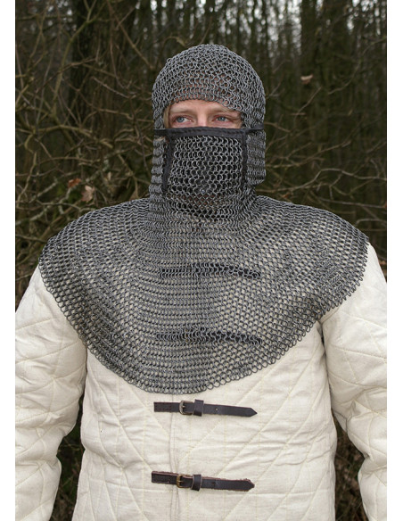 Bourreau de type BTW en cotte de...