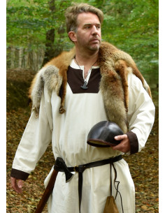 Casquette médiévale en cuir 2