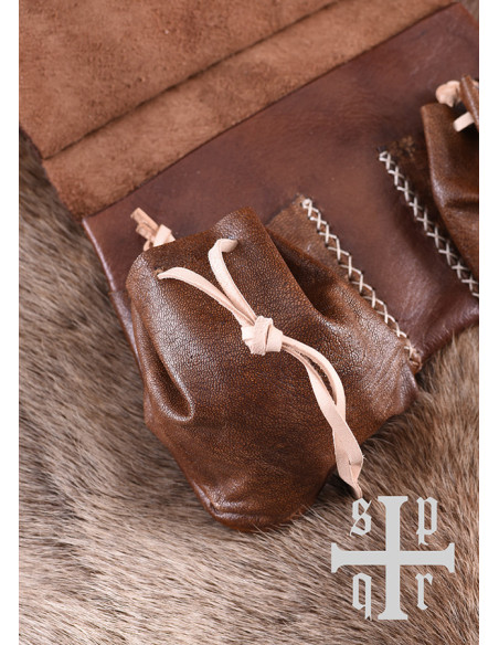 Sac en cuir médiéval, XIVe siècle,...