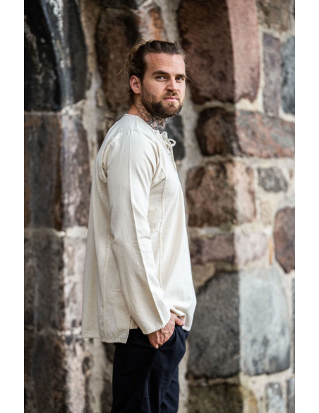 Chemise paysanne à nouer