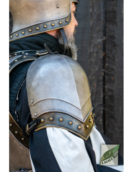 Épaulières de chevalier médiéval en...