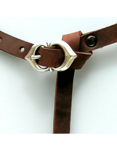 Ceinture médiévale étroite en cuir, XIIIe-XVe siècles