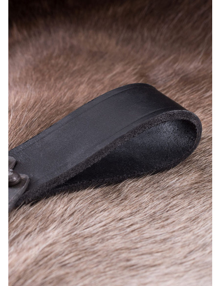 Tahalí noir pour porter des haches...