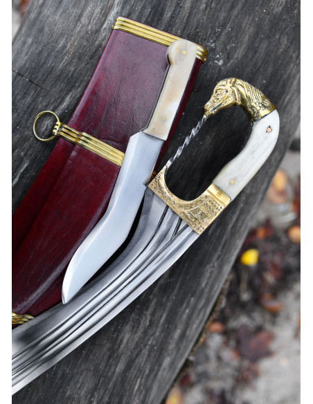 Falcata, Kopis avec couteau, manche...