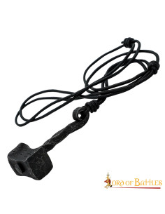 Pendentif Mjölnir, marteau de Thor forgé en fer
