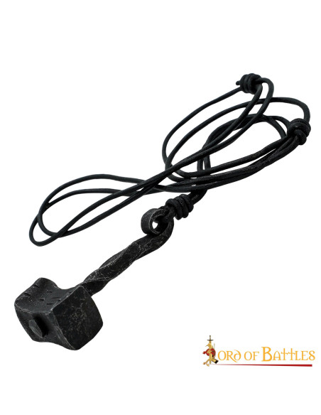 Pendentif Mjölnir, marteau de Thor...