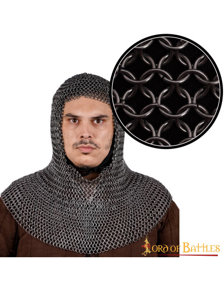 Bourreau en cotte de mailles avec...