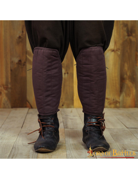 Grèves médiévales rembourrées, marron