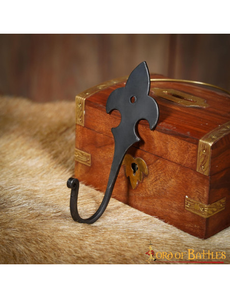 Cintre fleur de lys médiéval en fer...