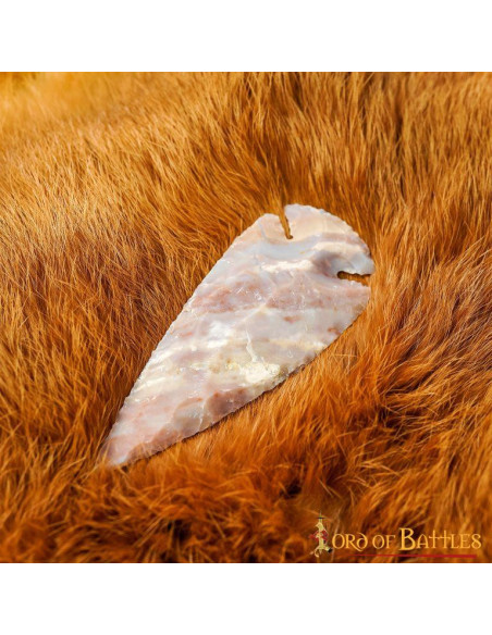 Pointe de flèche en pierre de silex...