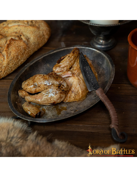 Couteau médiéval fonctionnel forgé