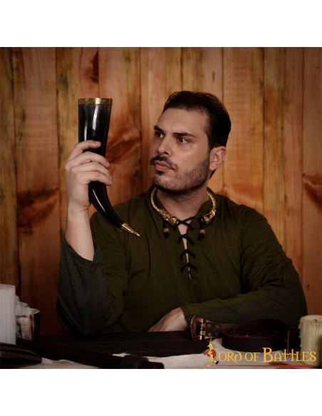 Corne à boire viking avec raccords en...