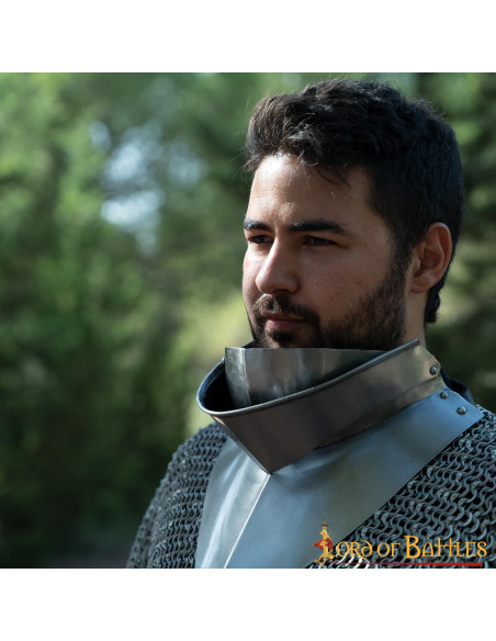 Gorgerin médiéval à bavette, XVe siècle