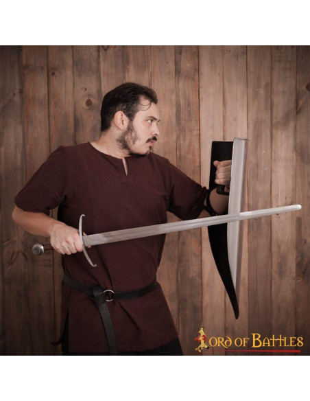 Bouclier de chevalier médiéval à...