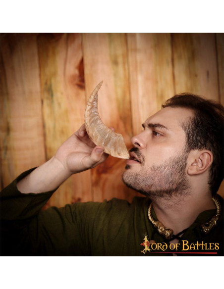 Corne à boire viking à texture naturelle