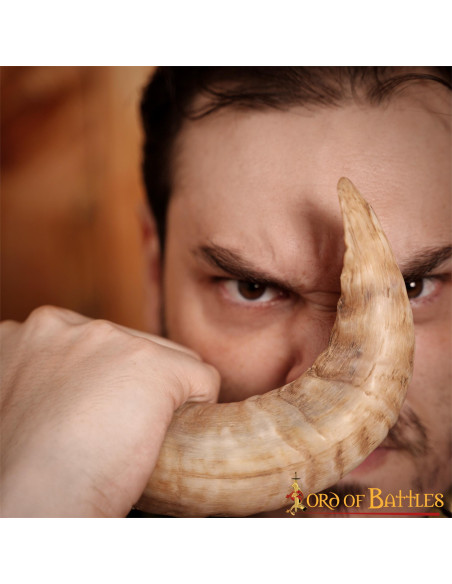 Corne à boire viking à texture naturelle