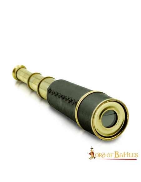 Longue-vue pirate avec étui en cuir