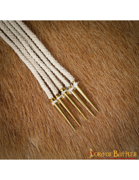 Lot de 5 aiglets crème avec cordons