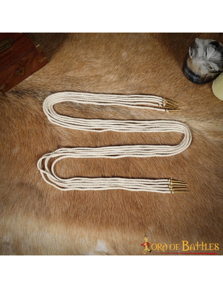 Lot de 5 aiglets crème avec cordons