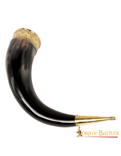Corne à boire viking avec décorations en laiton