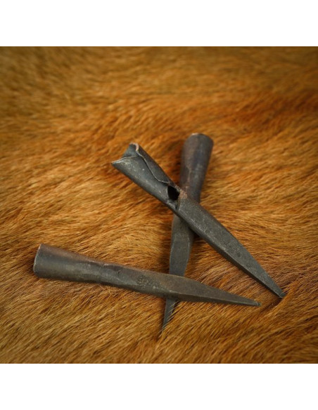 Ensemble 3 pointes de flèches en fer...